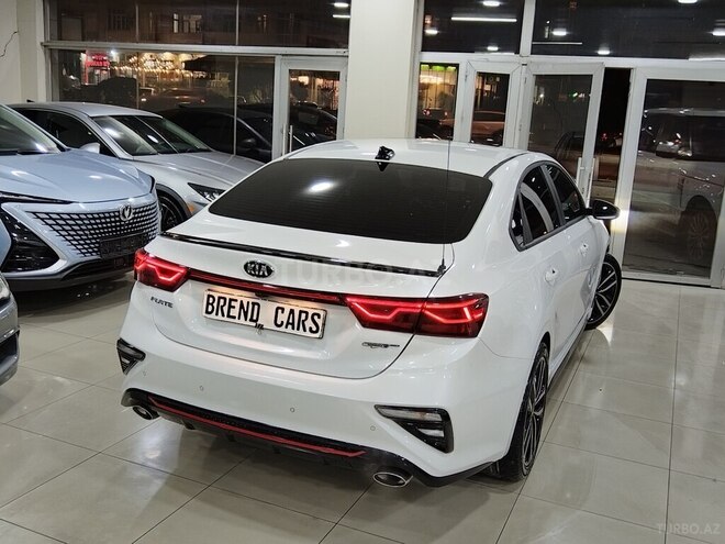 Kia Forte-10