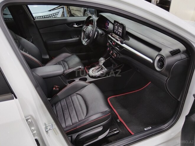 Kia Forte-12