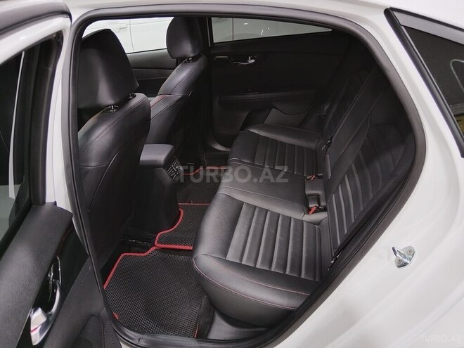 Kia Forte-14