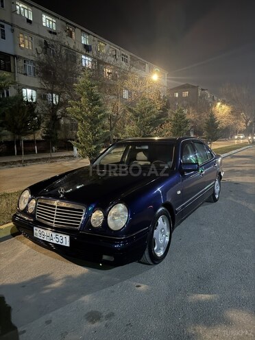 Mercedes E 240 1998, 257,000 km - 2.4 l - Sumqayıt