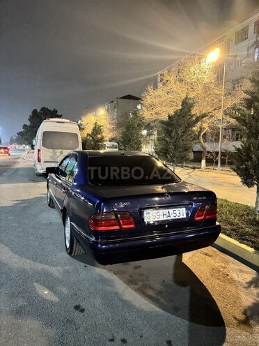 Mercedes E 240 1998, 257,000 km - 2.4 l - Sumqayıt