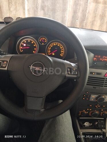 Opel Astra 2006, 32,000 km - 1.6 l - Biləsuvar