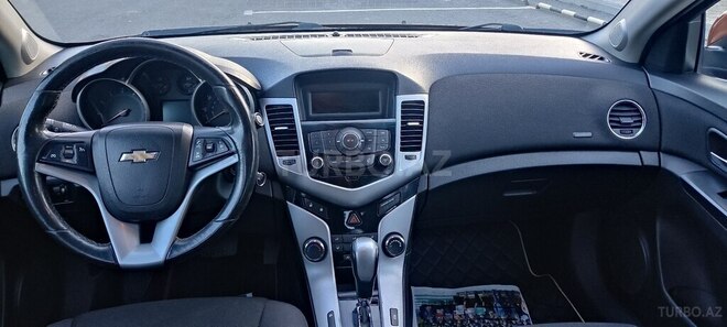 Chevrolet Cruze 2012, 299,500 km - 1.4 l - Şəki