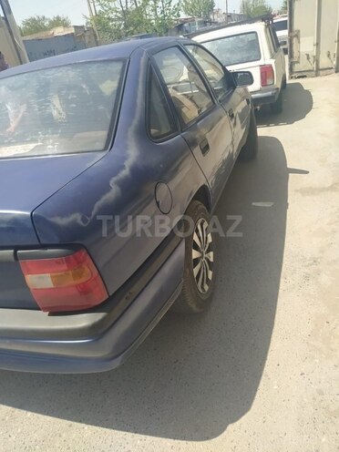 Opel Vectra 1994, 200,000 km - 2.0 l - Bakı