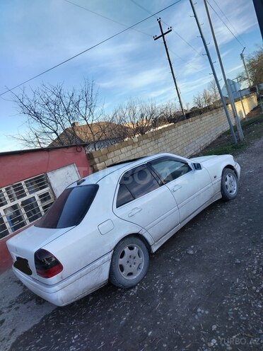 Mercedes C 180 1995, 231,000 km - 1.8 л - Xaçmaz