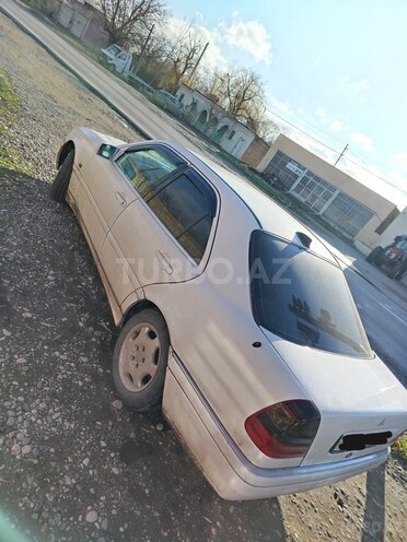 Mercedes C 180 1995, 231,000 km - 1.8 л - Xaçmaz