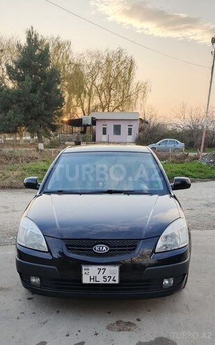 Kia Rio 2006, 193,000 km - 1.4 l - Quba