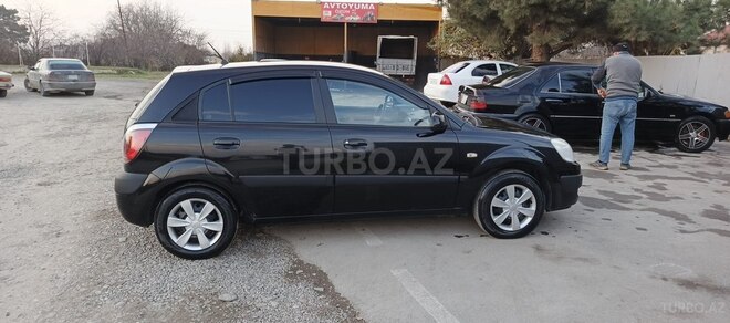 Kia Rio 2006, 193,000 km - 1.4 l - Quba