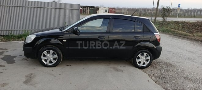 Kia Rio 2006, 193,000 km - 1.4 l - Quba