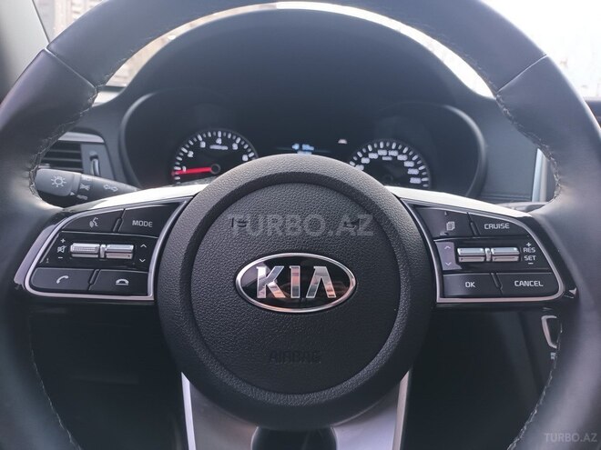 Kia K5-6