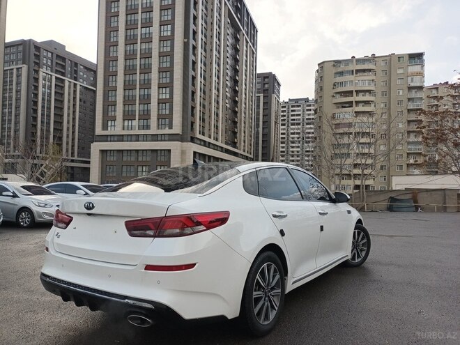 Kia K5-2