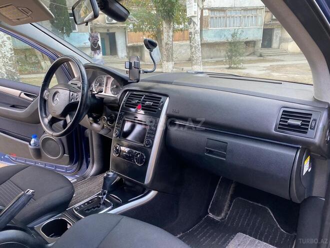 Mercedes B 180 2011, 89,000 km - 1.8 л - Sumqayıt