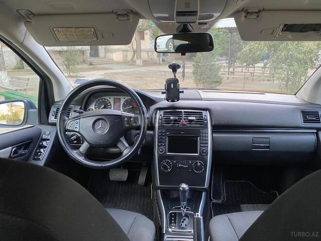 Mercedes B 180 2011, 89,000 km - 1.8 л - Sumqayıt