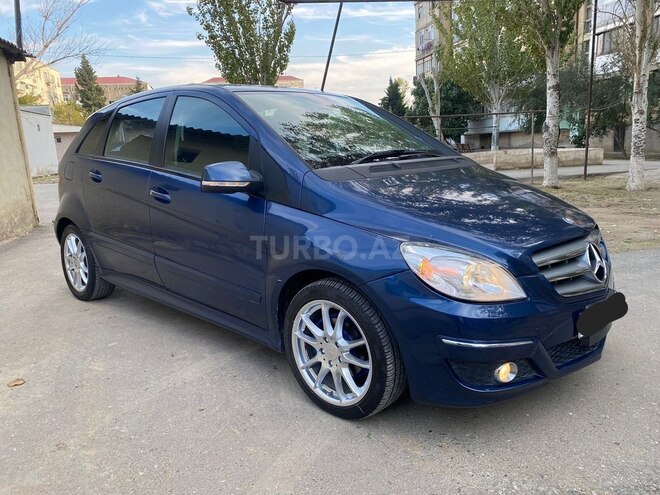 Mercedes B 180 2011, 89,000 km - 1.8 л - Sumqayıt