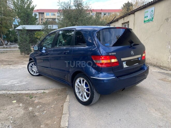 Mercedes B 180 2011, 89,000 km - 1.8 л - Sumqayıt