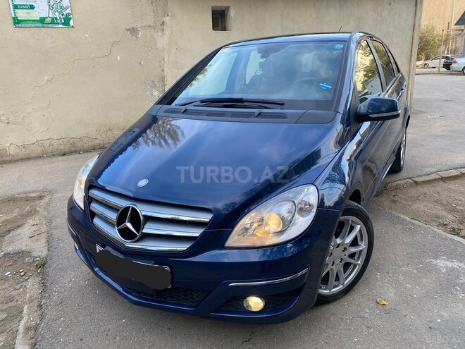 Mercedes B 180 2011, 89,000 km - 1.8 л - Sumqayıt