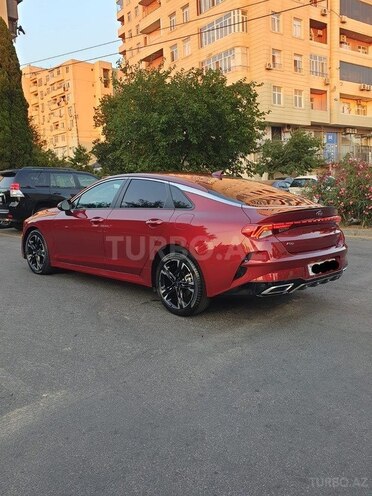 Kia K5-4