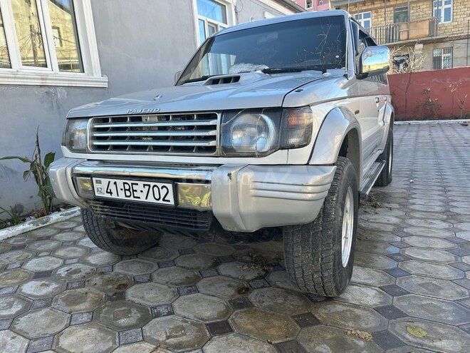 Mitsubishi Pajero 1995, 355,000 km - 2.8 l - Bakı