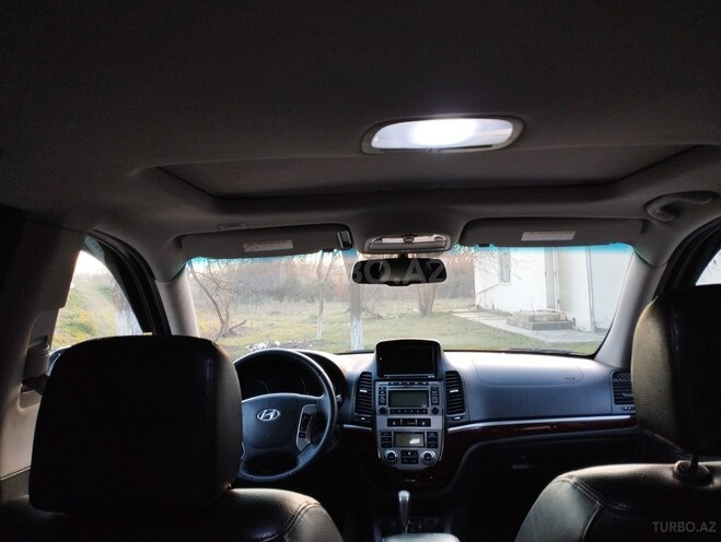 Hyundai Santa Fe 2010, 202,600 km - 2.0 l - Saatlı