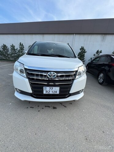 Toyota Noah 2015, 81,000 km - 1.8 l - Bakı