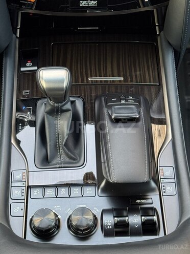 Lexus LX 450d 2019, 26,000 km - 4.5 l - Bakı