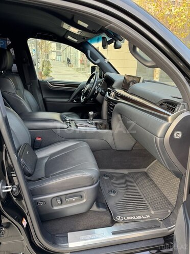 Lexus LX 450d 2019, 26,000 km - 4.5 l - Bakı