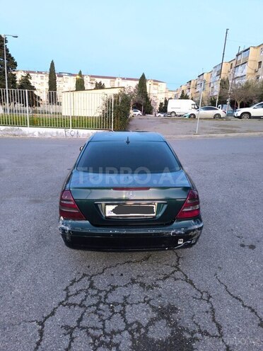 Mercedes E 220 d 2002, 694,000 km - 2.2 л - Bakı