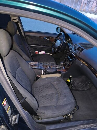 Mercedes E 220 d 2002, 694,000 km - 2.2 л - Bakı