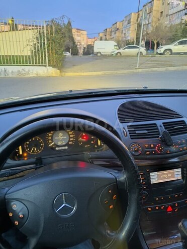 Mercedes E 220 d 2002, 694,000 km - 2.2 л - Bakı