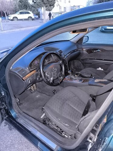 Mercedes E 220 d 2002, 694,000 km - 2.2 л - Bakı
