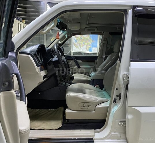 Mitsubishi Pajero 2008, 201,000 km - 3.0 л - Sumqayıt