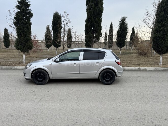 Opel Astra 2005, 170,000 km - 1.4 l - Bakı