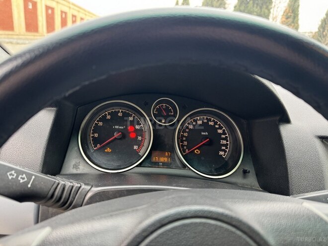 Opel Astra 2005, 170,000 km - 1.4 l - Bakı