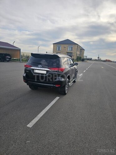 Toyota Fortuner 2018, 200,000 km - 2.7 l - Bakı