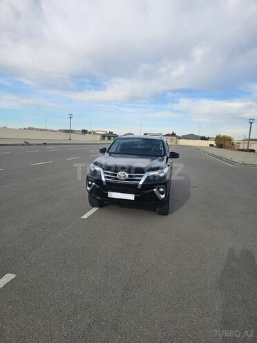 Toyota Fortuner 2018, 200,000 km - 2.7 l - Bakı