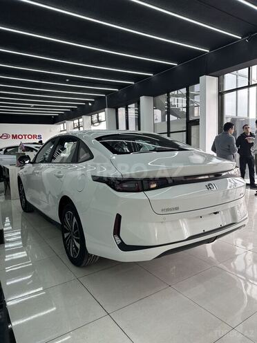 Changan Qiyuan A05-5
