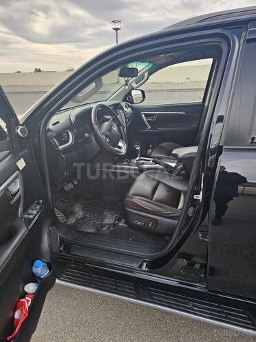 Toyota Fortuner 2018, 200,000 km - 2.7 l - Bakı
