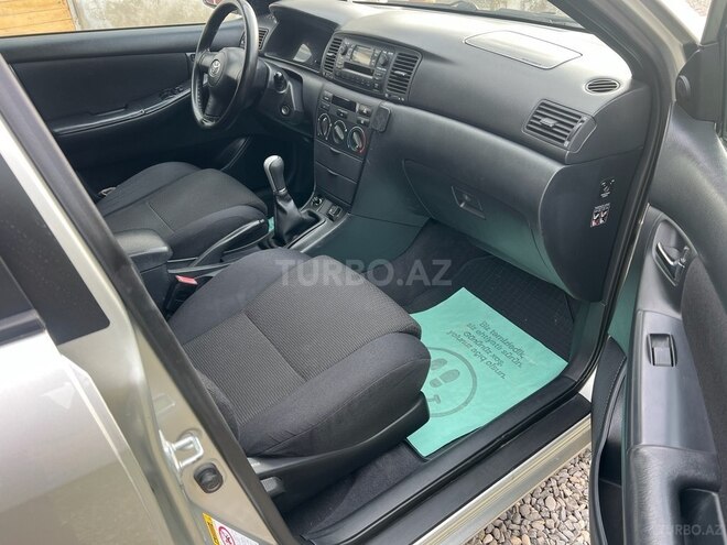 Toyota Corolla 2006, 258,000 km - 1.4 l - Bakı