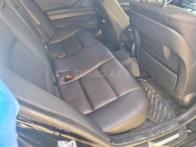 BMW 528 2014, 168,500 km - 2.0 л - Qazax