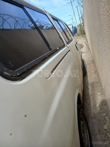 Kia Pregio 2001, 715,000 km - 2.7 l - Bakı