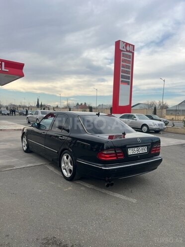 Mercedes E 200 2000, 451,000 km - 2.0 l - Ağcabədi