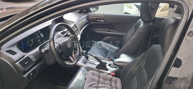 Honda Accord-5