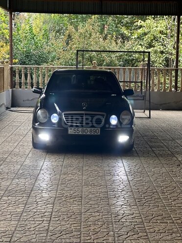 Mercedes E 200 2000, 451,000 km - 2.0 l - Ağcabədi