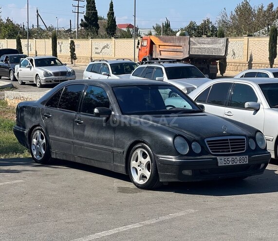 Mercedes E 200 2000, 451,000 km - 2.0 l - Ağcabədi