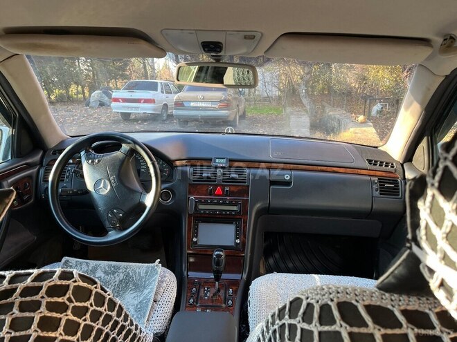 Mercedes E 240 2000, 350,000 km - 2.4 л - Masallı