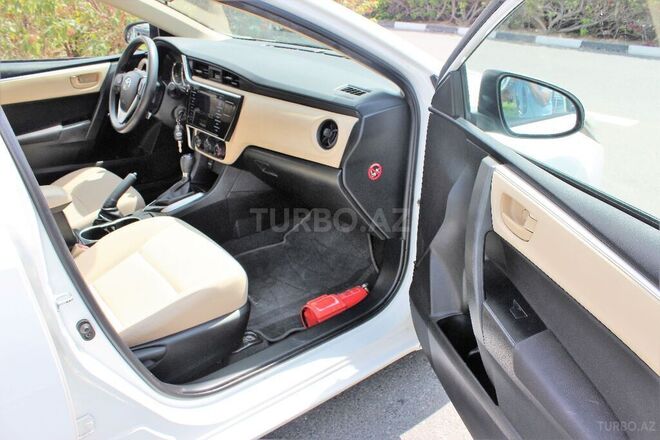 Toyota Corolla 2019, 82,000 km - 1.8 l - Bakı