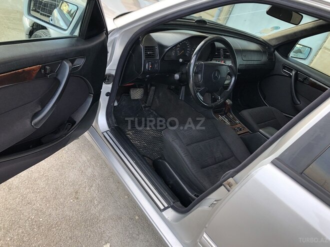 Mercedes C 200 1999, 286,056 km - 2.0 l - Bakı