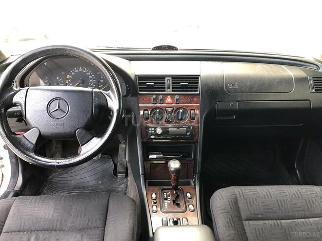 Mercedes C 200 1999, 286,056 km - 2.0 l - Bakı