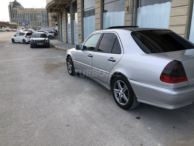 Mercedes C 200 1999, 286,056 km - 2.0 l - Bakı