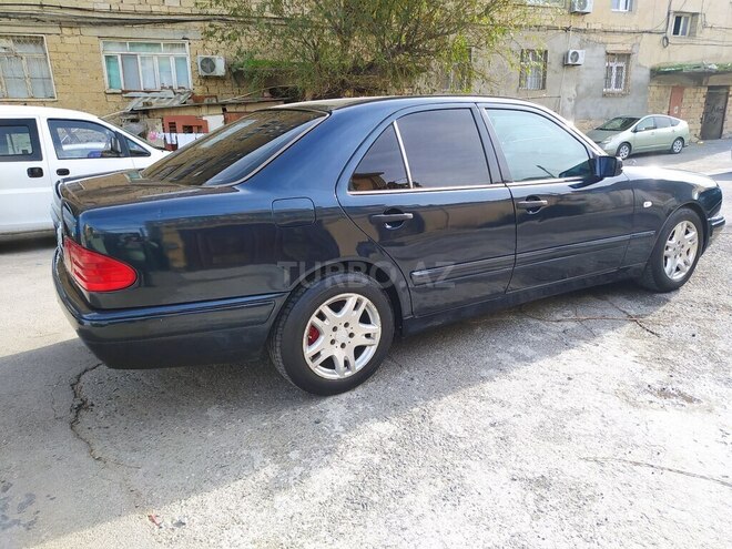 Mercedes E 240 1998, 289,746 km - 2.4 l - Bakı